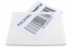 Pochettes porte-documents adhésive en papier - semi transparent: légèrement moins transparent que la version plastique mais toujours parfaitement lisible pour les scanners, par exemple, pour reconnaître les codes | PIT Packaging.fr | Paysdesenveloppes